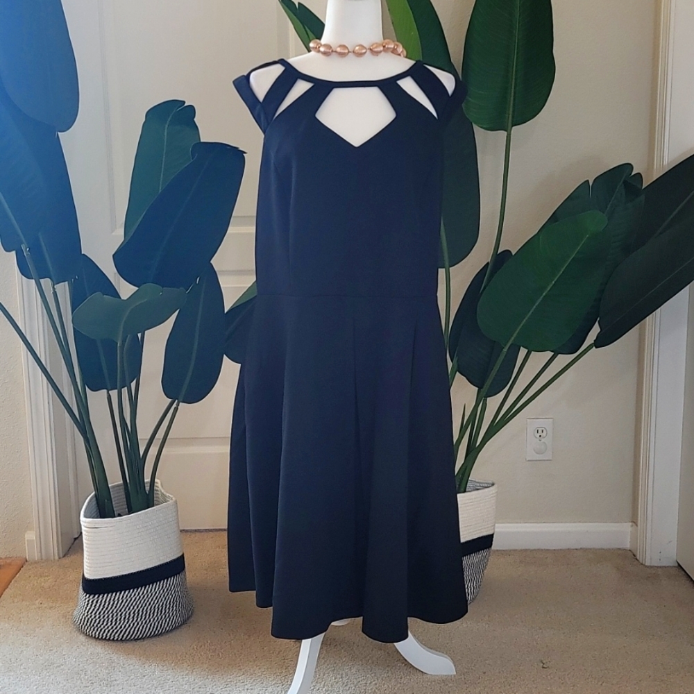 City Chic - XL /Size 22, Black Dress